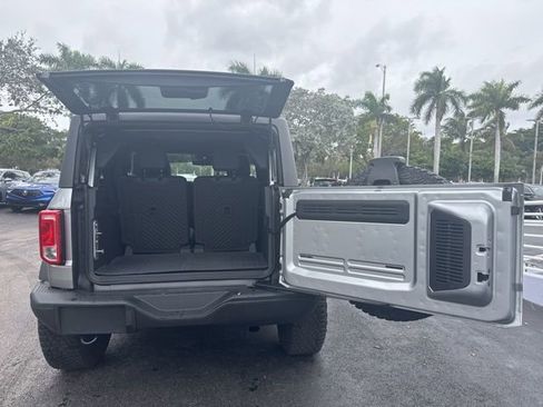 Used 2022 Ford Bronco Black Diamond image 13