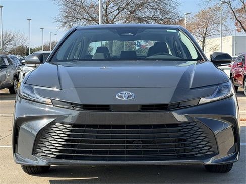 Certified 2025 Toyota Camry LE image 8