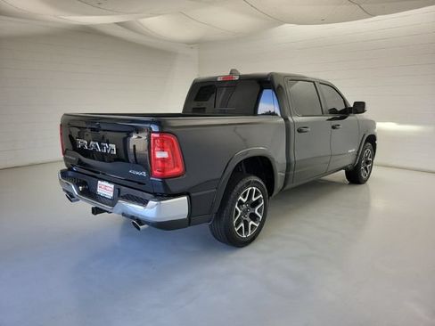 Used 2025 RAM 1500 Laramie AWD/4WD image 5