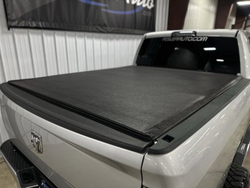 Used 2018 RAM 3500 Tradesman w/ Chrome Appearance Group image 18