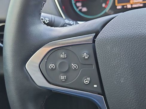 Used 2023 Chevrolet Traverse RS image 22