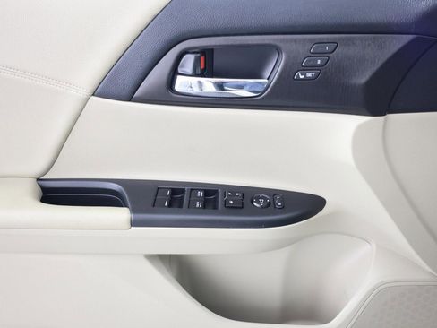 Used 2013 Honda Accord EX-L image 22