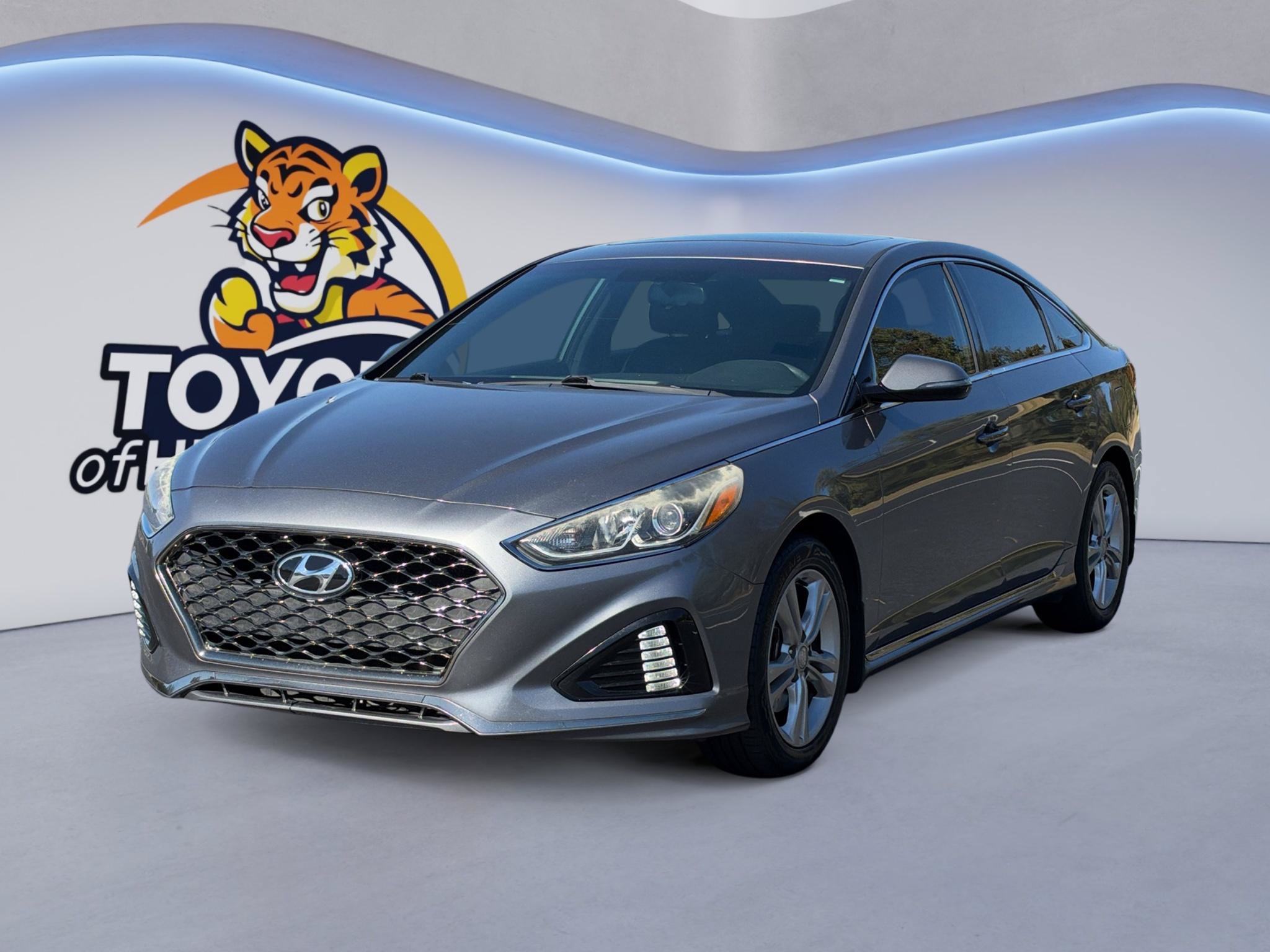 Used 2018 Hyundai Sonata Sport FWD image 1