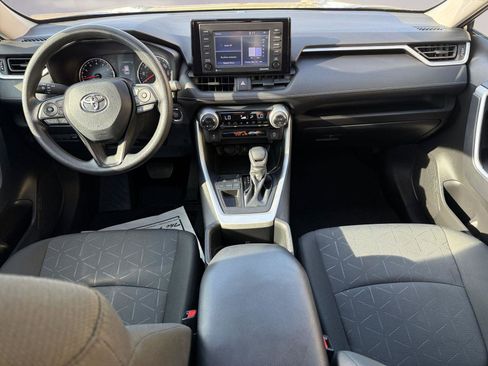 Used 2022 Toyota RAV4 XLE image 10