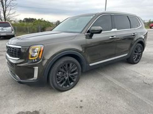 Used 2022 Kia Telluride SX w/ Towing Package image 3