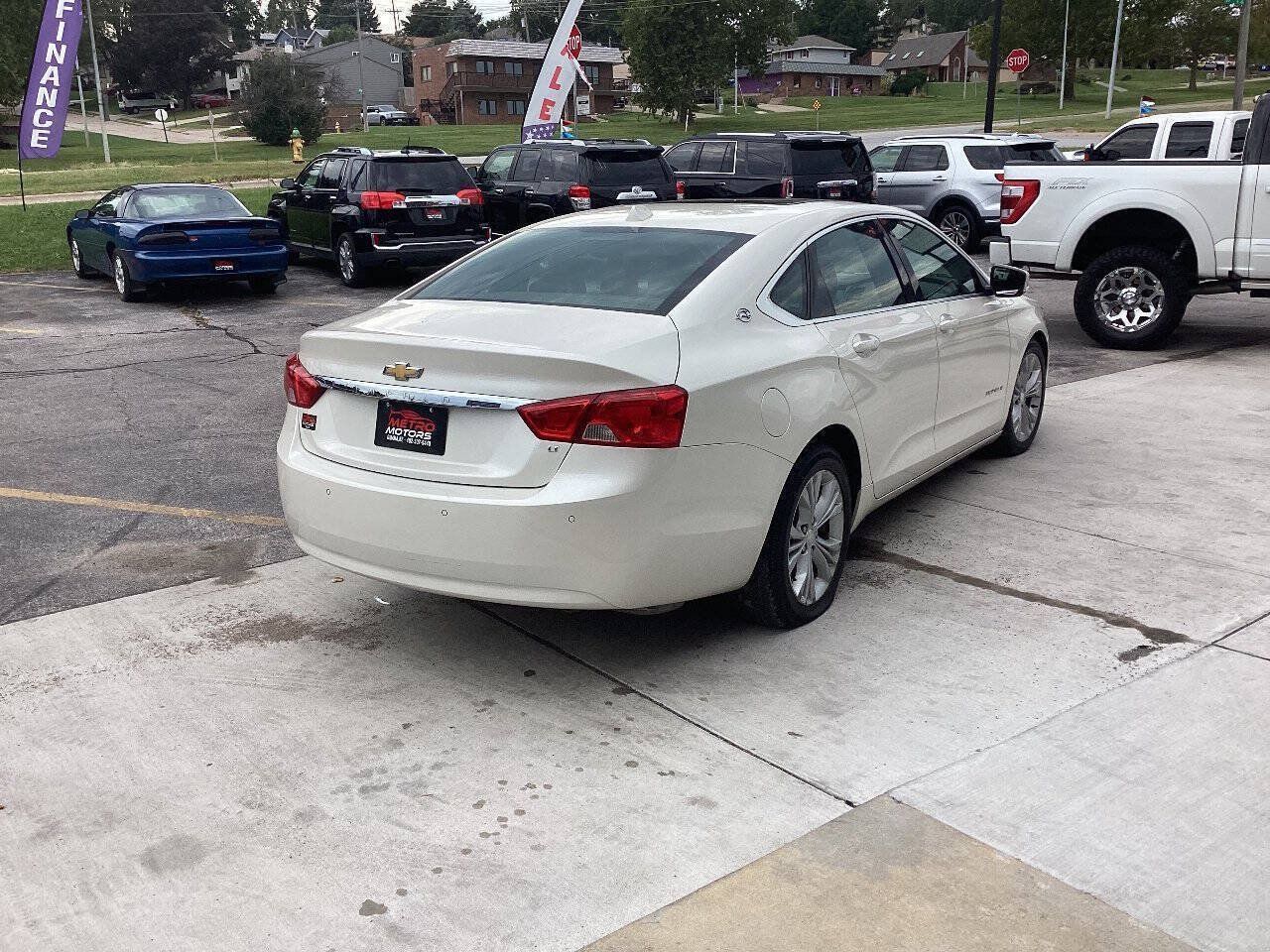 Used 2014 Chevrolet Impala LT w/ Premium Seating Package FWD image 4