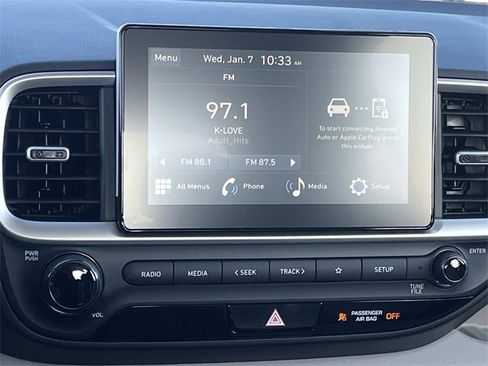 Used 2026 Hyundai Venue SEL image 15