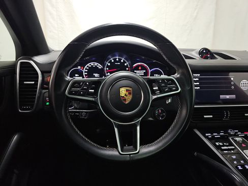 Used 2022 Porsche Cayenne S AWD/4WD image 14