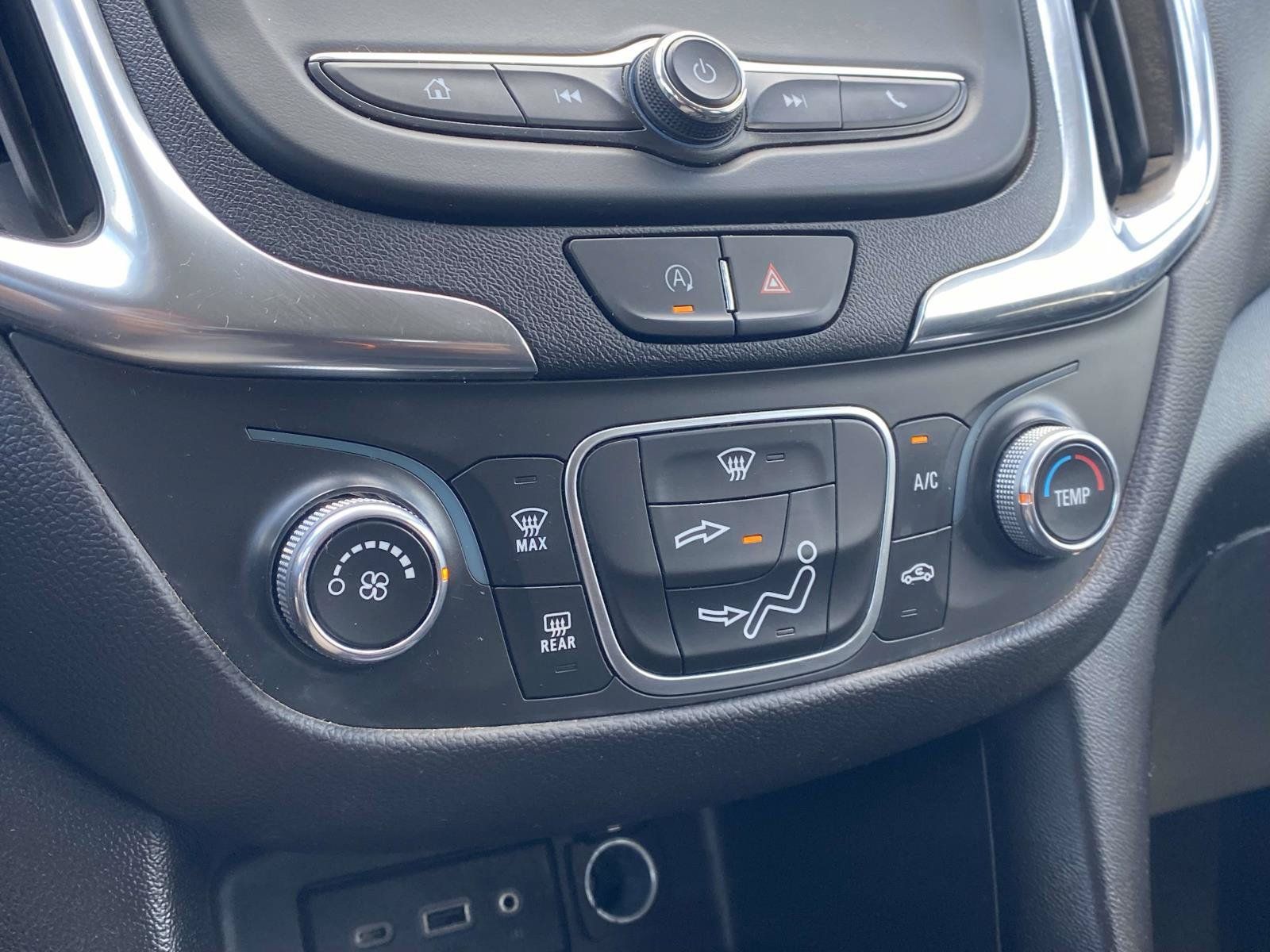 Used 2024 Chevrolet Equinox LT FWD image 19