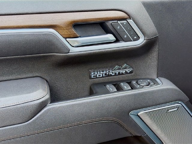 Used 2026 Chevrolet Silverado 1500 High Country w/ High Country Premium Package RWD image 15