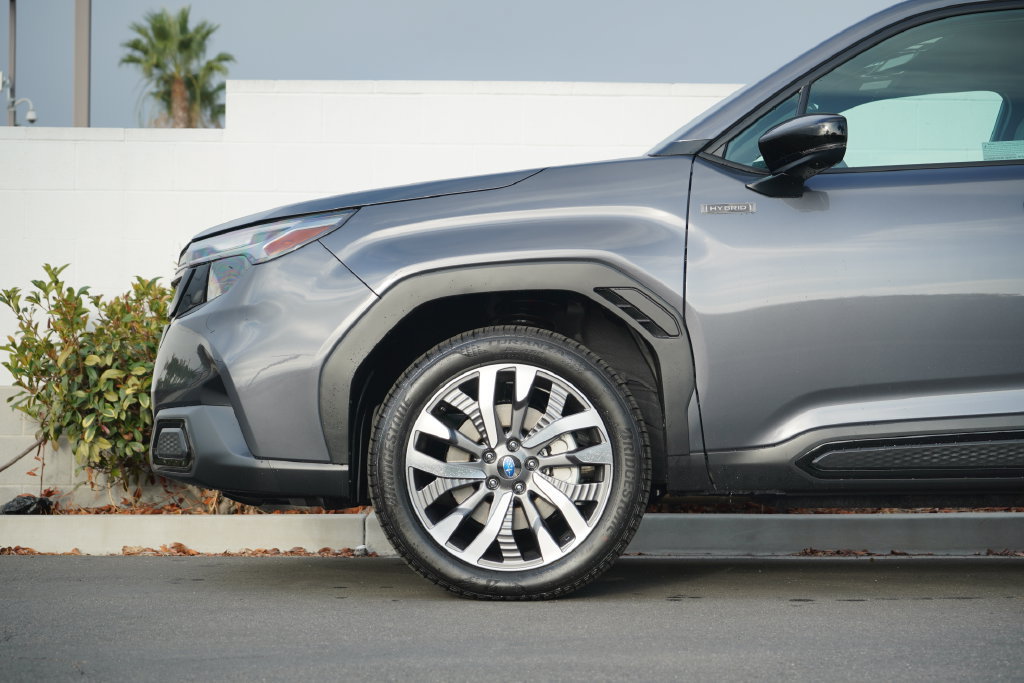 New 2026 Subaru Forester Touring AWD/4WD image 2