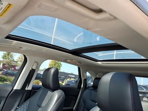 Used 2024 Ford Edge Titanium AWD/4WD image 13