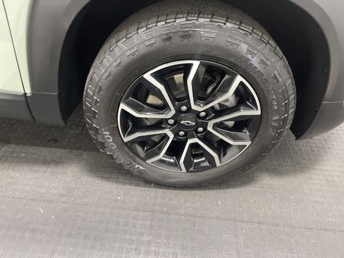 Used 2024 Chevrolet TrailBlazer ACTIV w/ Convenience Package image 29