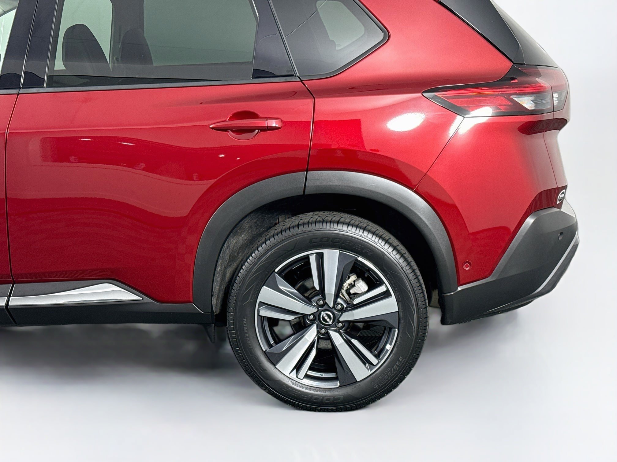 Used 2023 Nissan Rogue SL w/ SL Premium Package AWD/4WD image 43