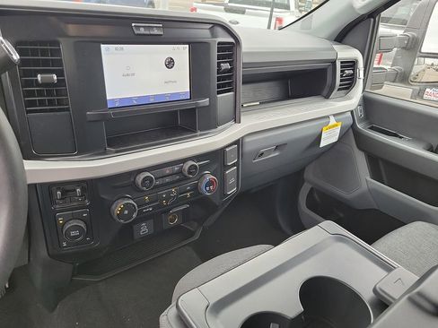 New 2026 Ford F250 XL w/ STX Appearance Package AWD/4WD image 20