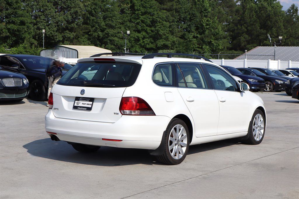 Used 2012 Volkswagen Jetta TDI FWD image 7