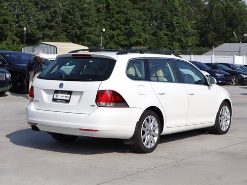 Used 2012 Volkswagen Jetta TDI FWD image 7