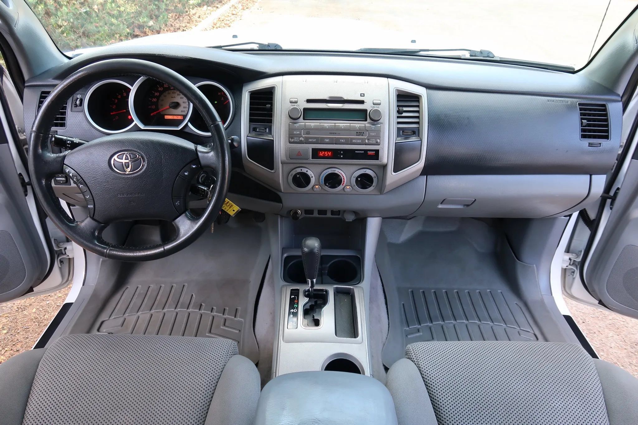 Used 2011 Toyota Tacoma PreRunner w/ TRD Sport Pkg w/JBL Audio RWD image 23