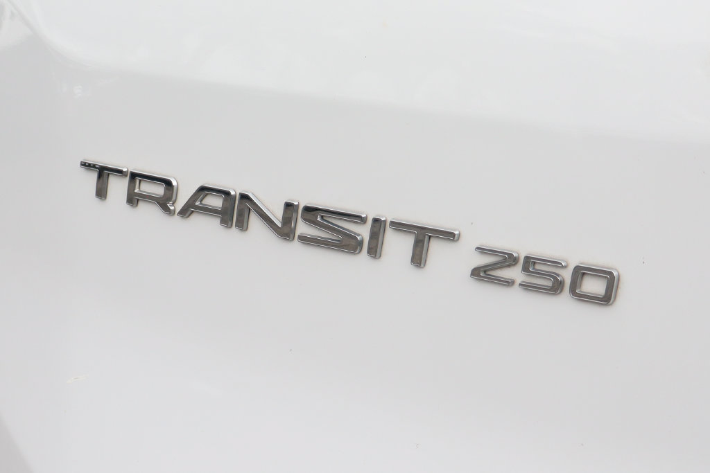 Used 2023 Ford Transit 250 148 High Roof RWD image 42