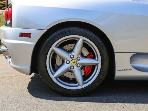 Used 2004 Ferrari 360 Spider RWD image 22
