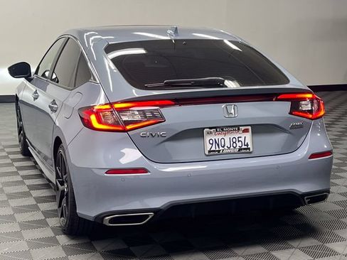 Used 2024 Honda Civic Sport Touring image 7