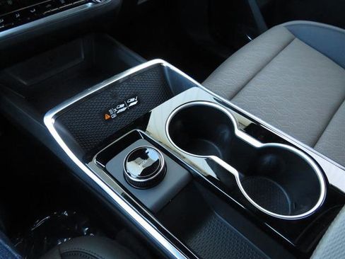 New 2026 Chevrolet Equinox LT w/ Convenience Package II image 23