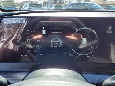 Used 2025 Kia Sportage SX FWD image 18