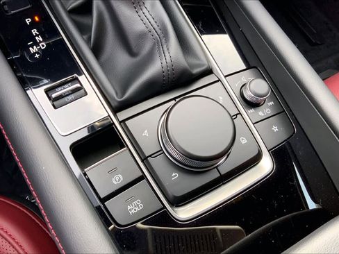 New 2026 MAZDA MAZDA3 Carbon image 20