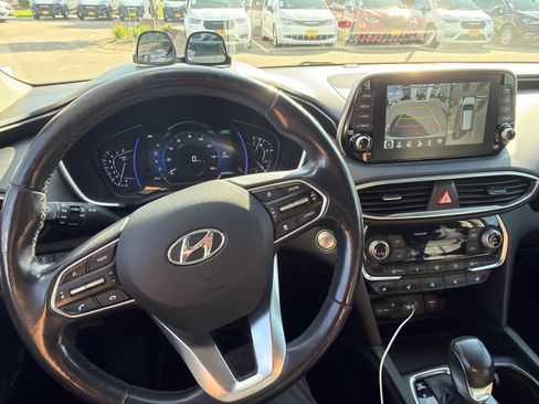 Used 2019 Hyundai Santa Fe AWD image 7