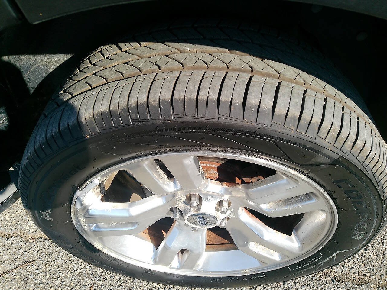 Used 2010 Ford Explorer XLT AWD/4WD image 9