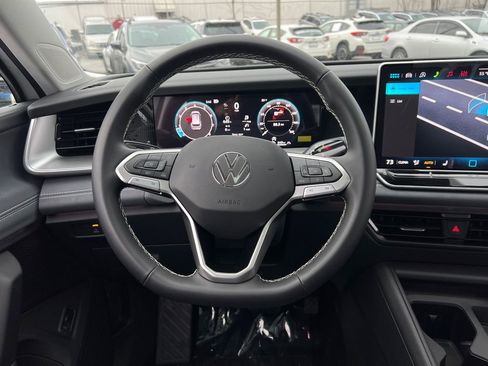 New 2026 Volkswagen Tiguan SE AWD/4WD image 29