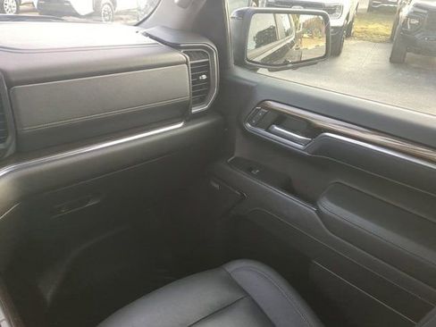 Used 2023 Chevrolet Silverado 1500 RST image 17