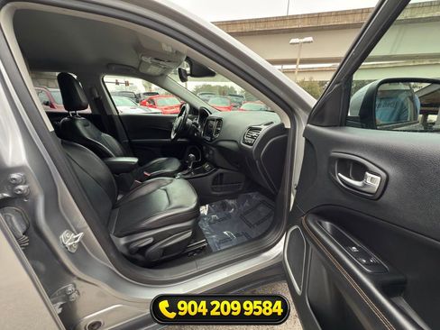 Used 2020 Jeep Compass Limited FWD image 38