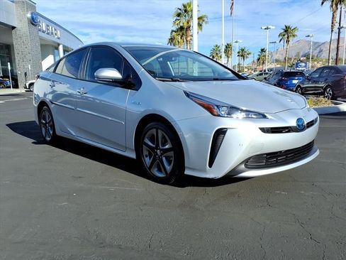 Used 2019 Toyota Prius L Eco image 30