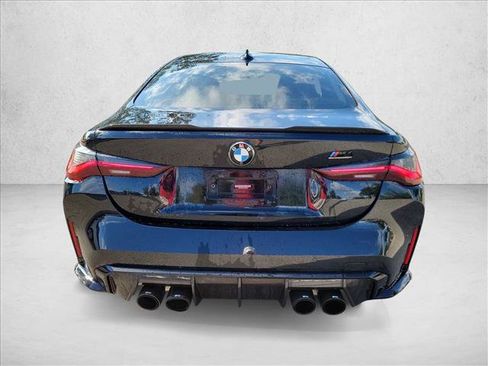 Used 2022 BMW M4 Competition w/ M Carbon Exterior Package RWD image 6