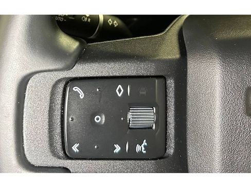 Used 2023 Land Rover Defender 110 75th Limited Edition AWD/4WD image 25
