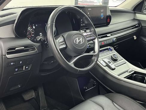 Used 2025 Hyundai Palisade SEL FWD image 14