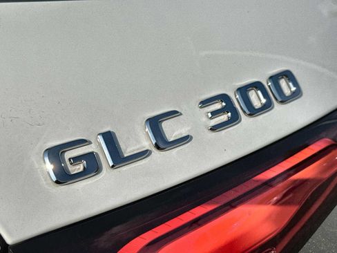 Used 2026 Mercedes-Benz GLC 300 image 16
