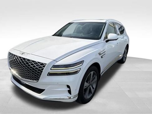 Used 2023 Genesis GV80 2.5T w/ Advanced Package AWD/4WD image 3