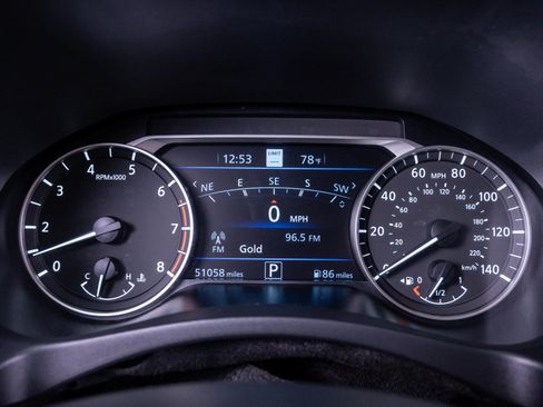 Used 2020 Nissan Altima 2.5 Platinum FWD image 23