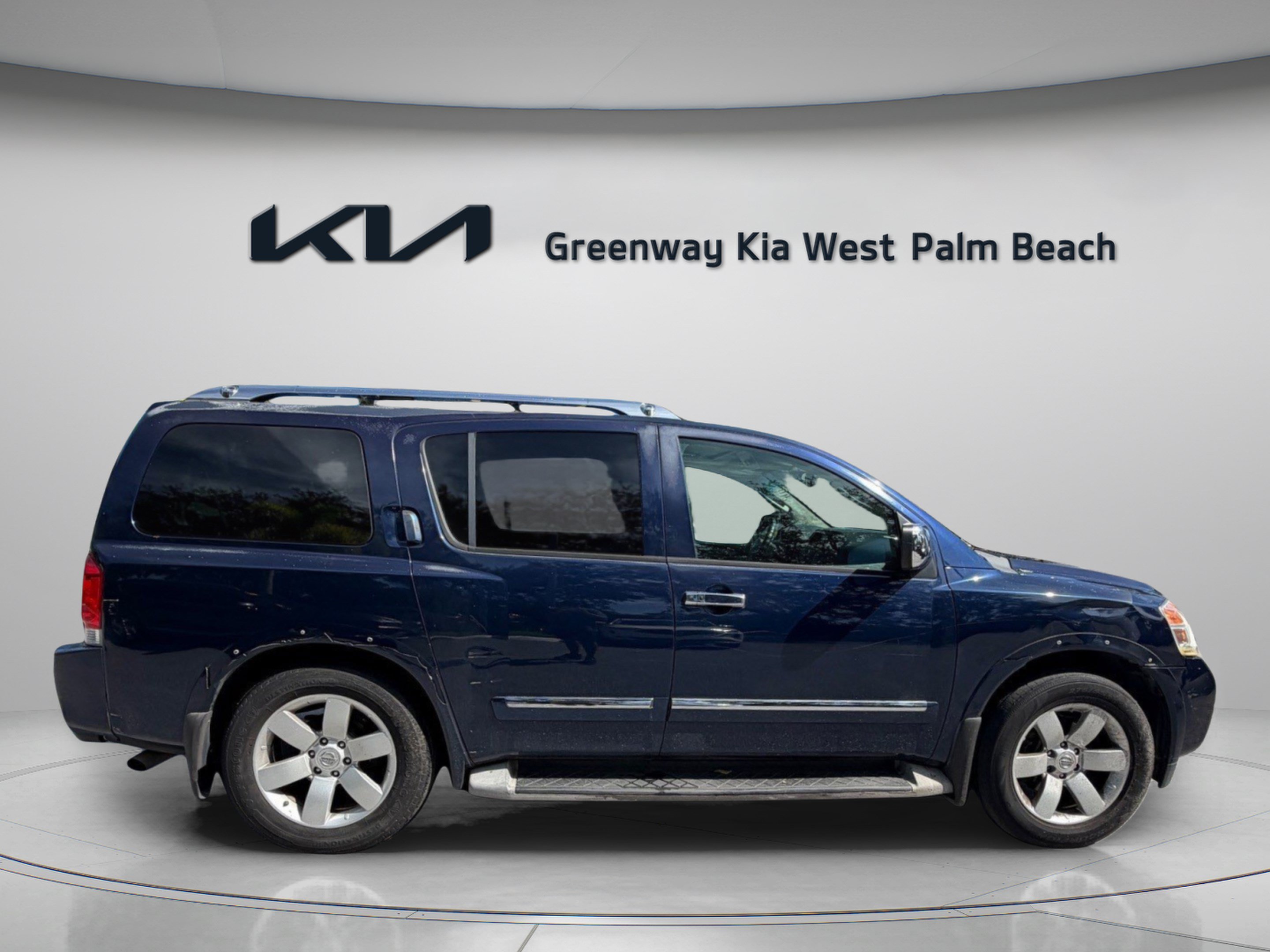 Used 2010 Nissan Armada Titanium w/ DVD Entertainment Pkg RWD image 8