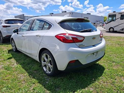 Used 2018 Chevrolet Cruze Premier FWD image 6
