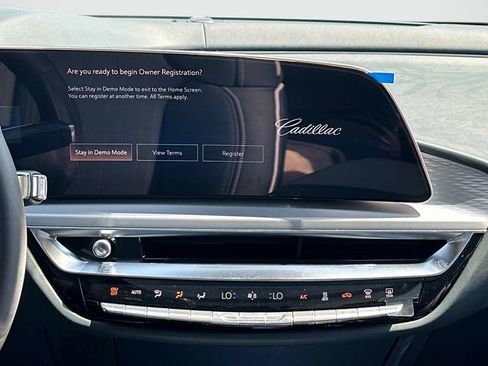 New 2026 Cadillac Lyriq Signature Sport w/ Nappa Leather Package AWD/4WD image 3