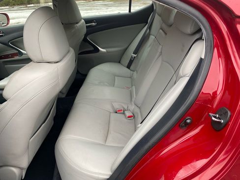 Used 2006 Lexus IS 250 AWD image 19