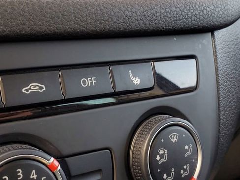 Used 2017 Volkswagen Tiguan Wolfsburg Edition image 19