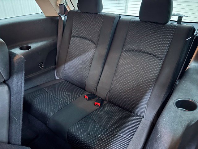 Used 2018 Dodge Journey SE w/ Connectivity Group FWD image 8