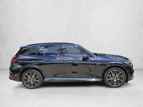 Used 2025 Mercedes-Benz GLC 43 AMG 4MATIC image 4