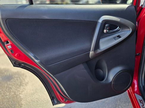 Used 2012 Toyota RAV4 Sport image 21