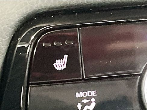 Used 2023 Honda Pilot Touring image 21