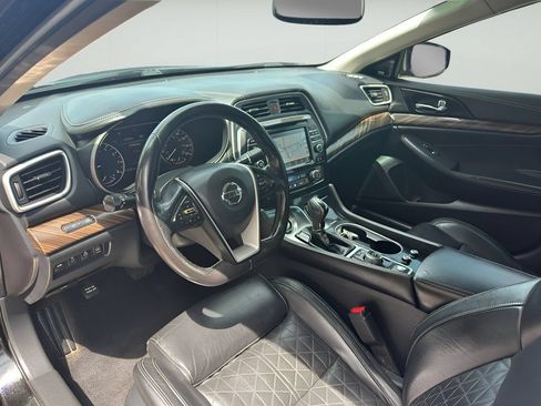 Used 2017 Nissan Maxima Platinum FWD image 29